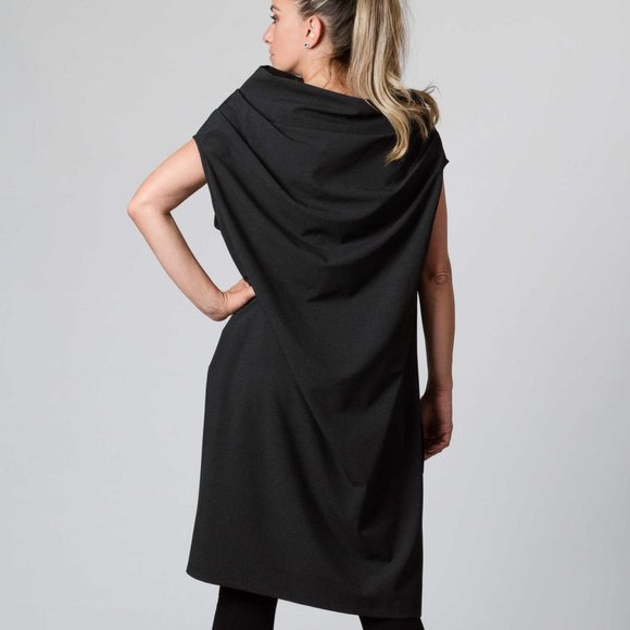 Cowl Neck Tunic in Grey. Size M - Picture 2 of 5